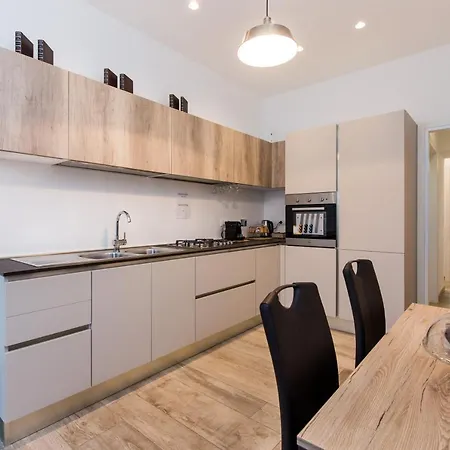 Apartment Welcome To Laurino's House Turin